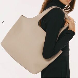 Cuyana System Tote Bag 16 Inch Stone Cream NEW